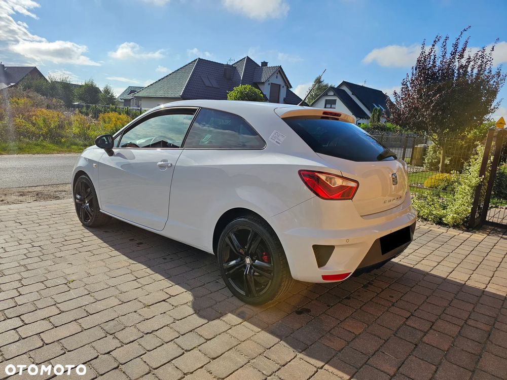Seat Ibiza SC 1.4 TSI Cupra DSG - 3