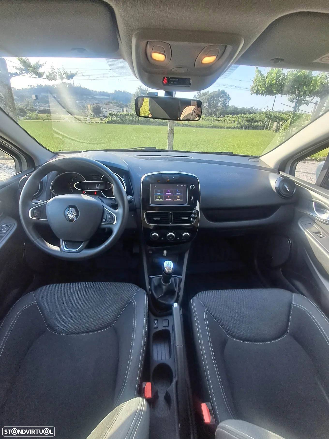 Renault Clio 1.5 dCi Zen - 9