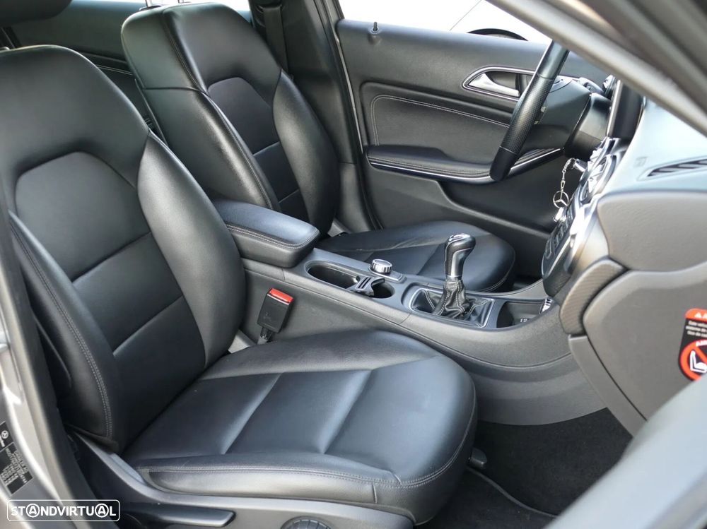 Mercedes-Benz A 180 d Urban - 26