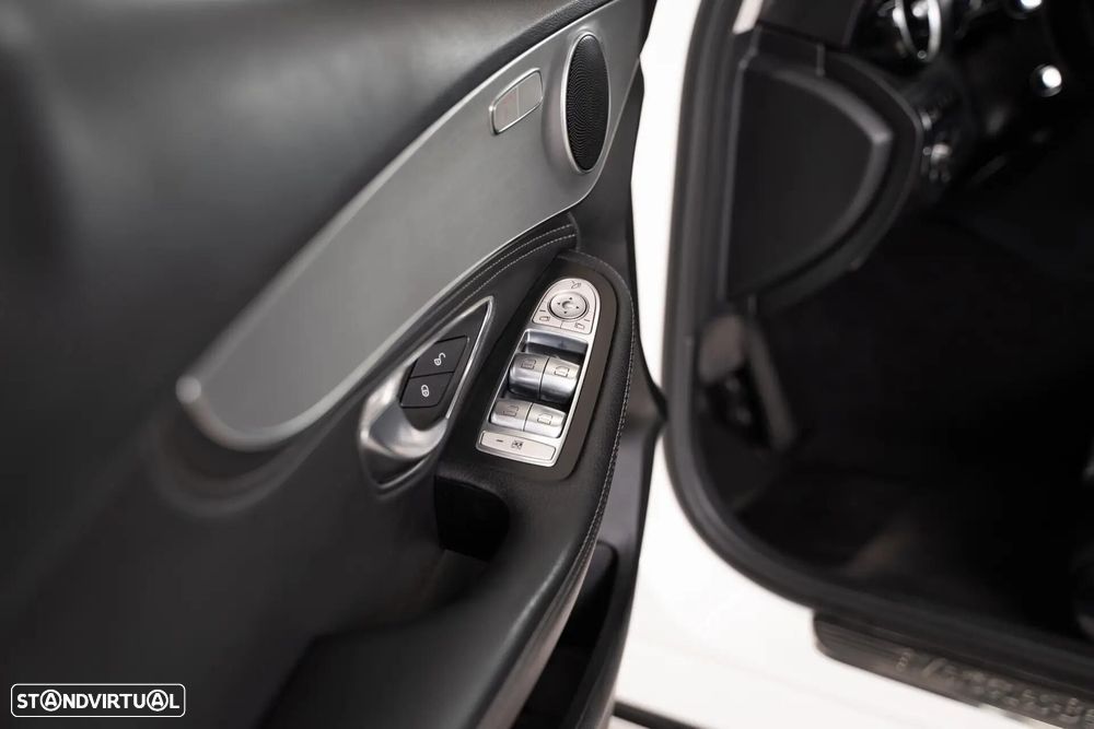 Mercedes-Benz C 250 CDi Avantgarde BlueEfficiency Aut. — fotografia 13
