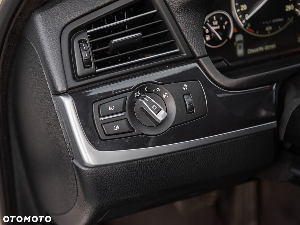 BMW Seria 5 - 17