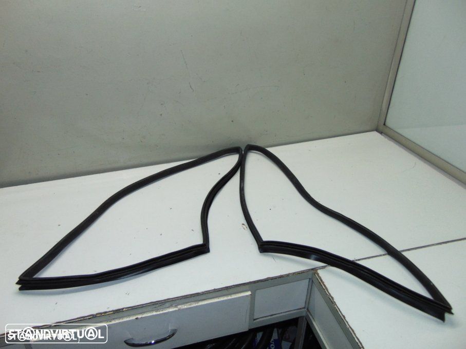 BMW E30 2PT - borrachas dos vidros - 1