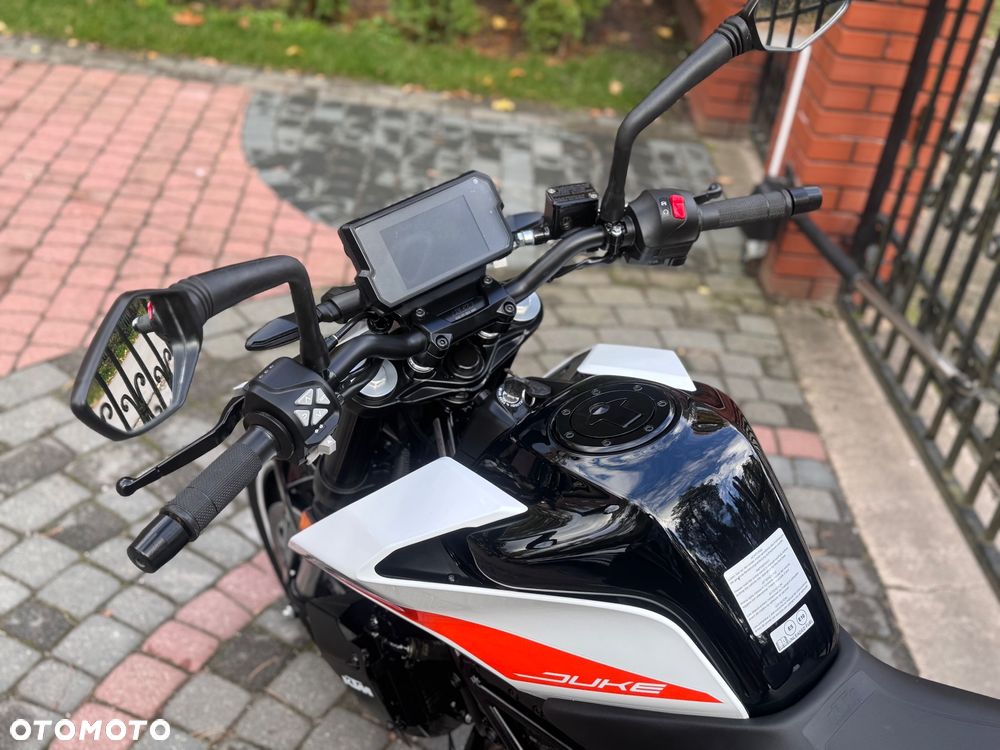 KTM Duke - 15