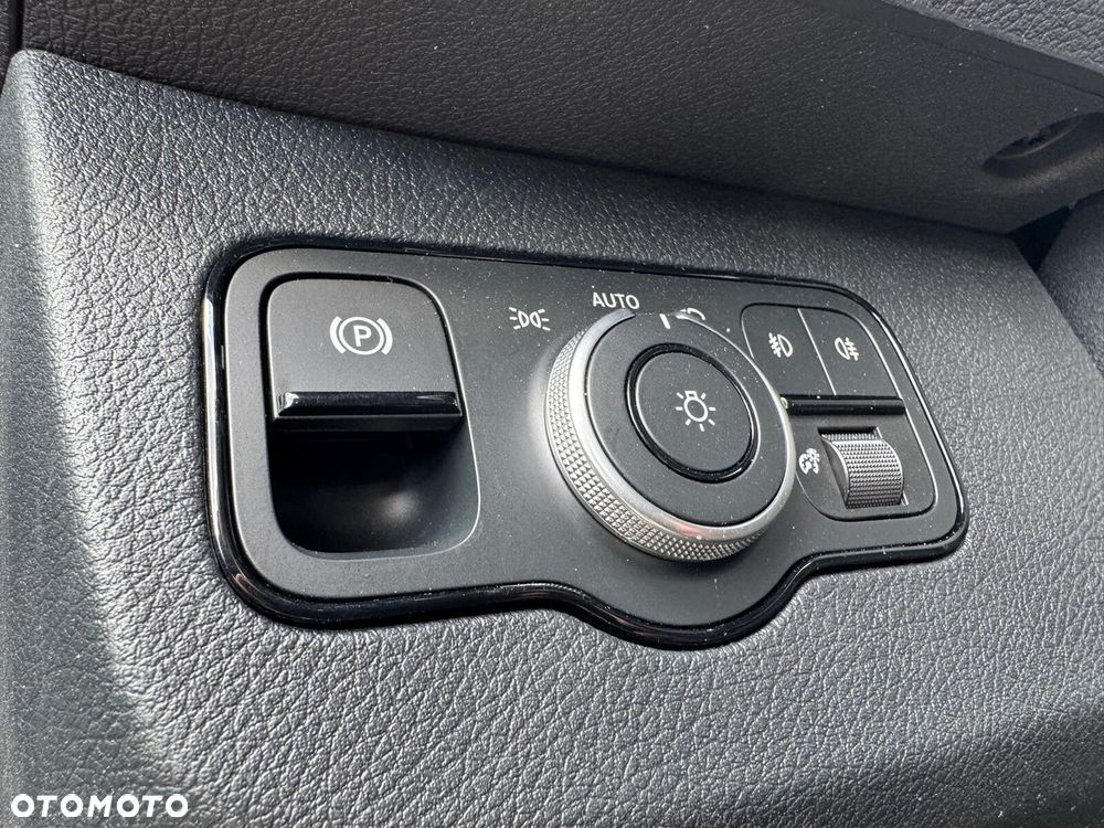 Mercedes-Benz Sprinter 317 CDI KA OM654 - 14