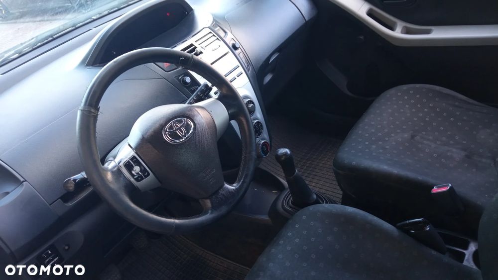 Toyota Yaris 1.4 D-4D Luna A/C - 7