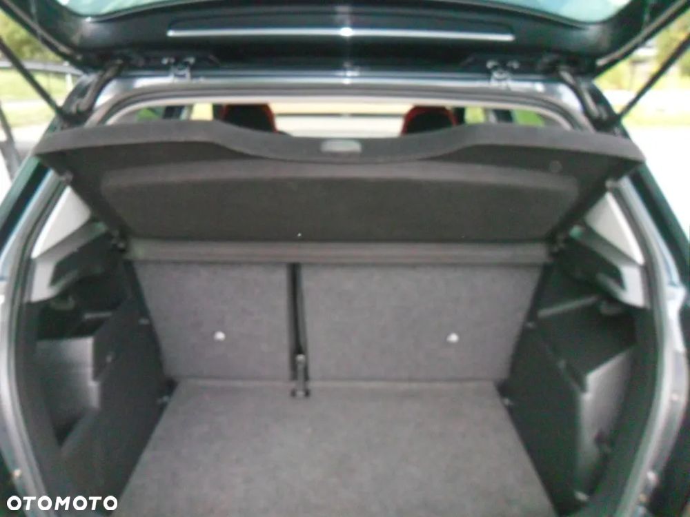 Skoda Fabia 1.2 TSI Monte Carlo - 17