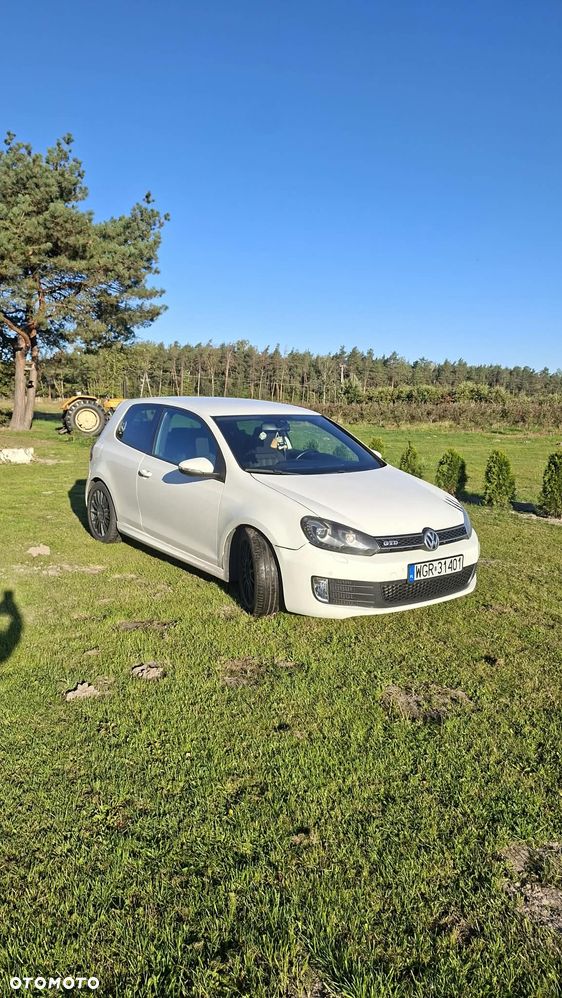 Volkswagen Golf - 12