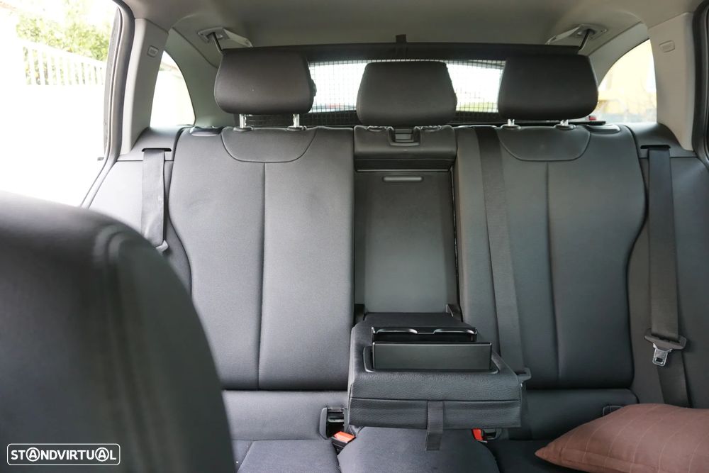 BMW 318 d Touring Luxury Line - 4