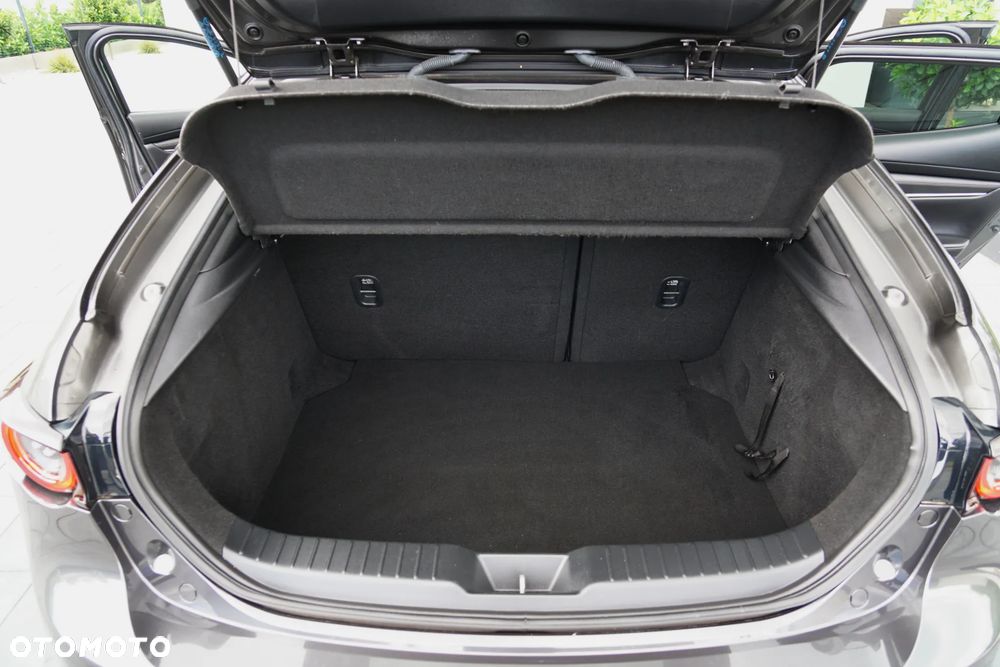 Mazda 3 e-SKYACTIV-G 2.0 M HYBRID SELECTION - 34
