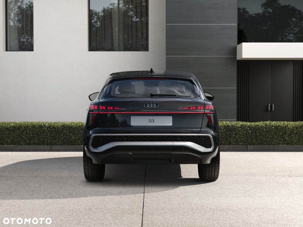 Audi Q3 Sportback - 4