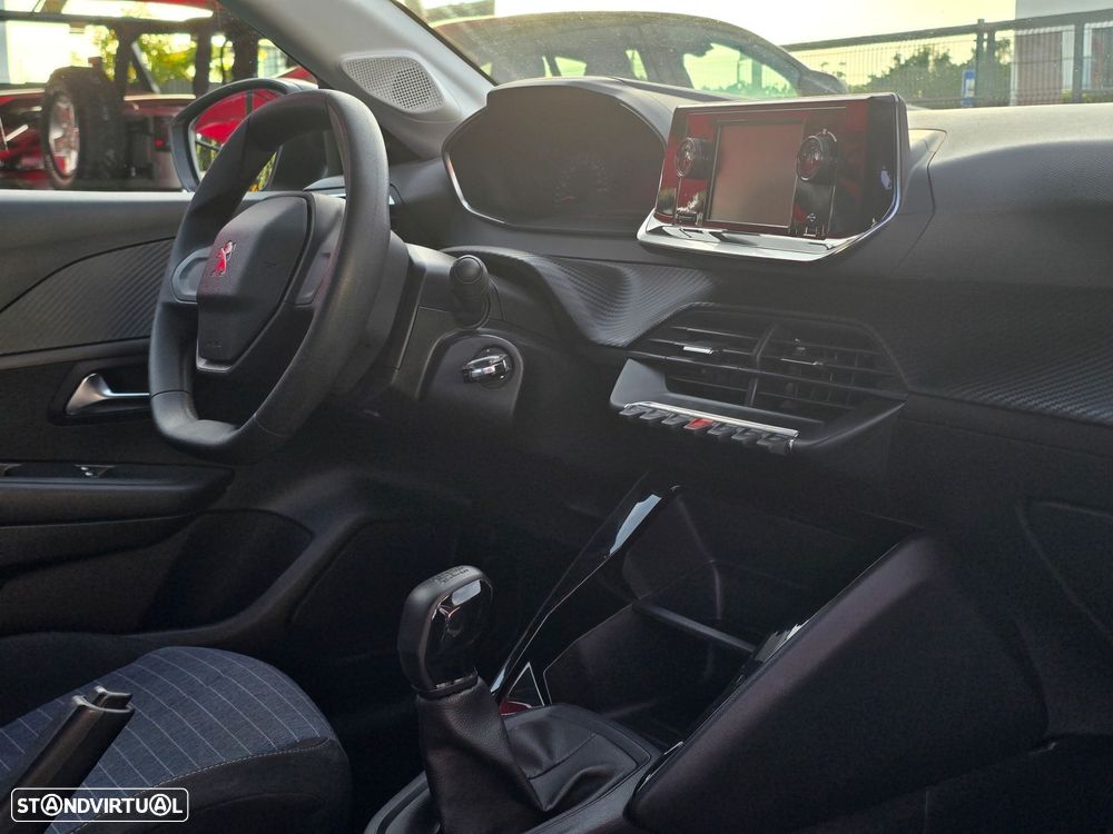 Peugeot 208 1.2 PureTech Active - 13