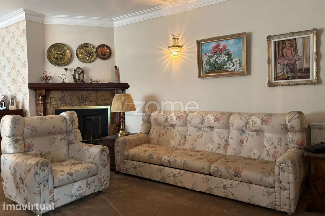 Moradia T7 de 4 Frentes com Jardim | São Pedro da Torre – Valença - Grande imagem: 3/22