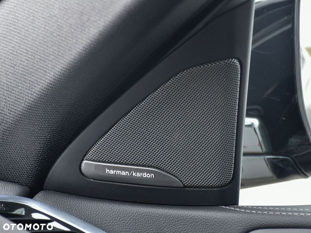 BMW X6 xDrive30d mHEV - 16