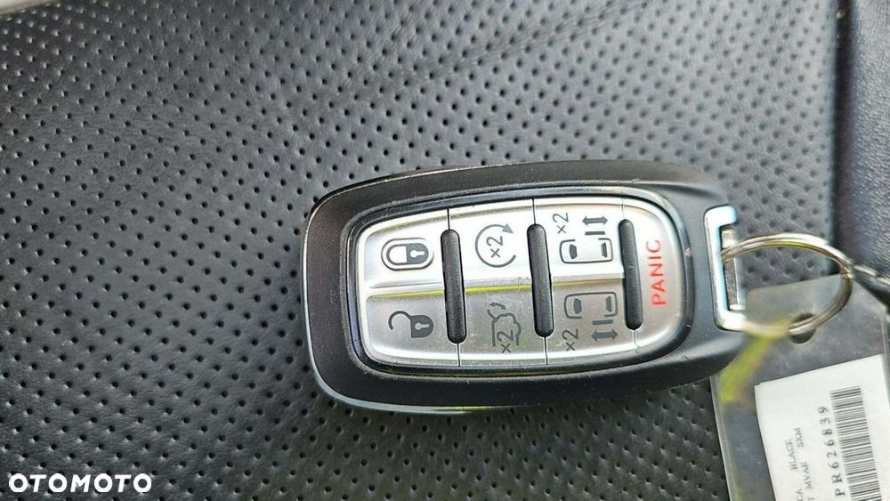 Chrysler Pacifica - 13