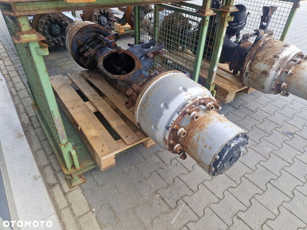 Obudowa Mostu napędowego MAN F90 F2000 6x4 6x6 8x6 8x8 HD9-1080 HD9-1180