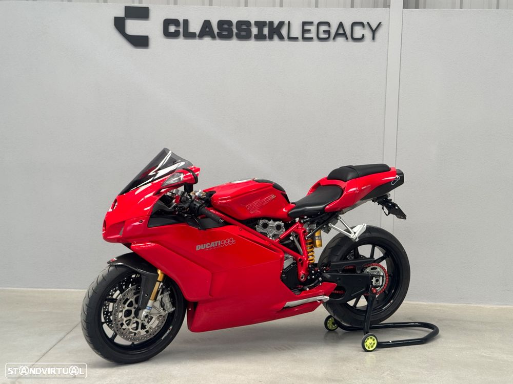 Ducati 999 - 1