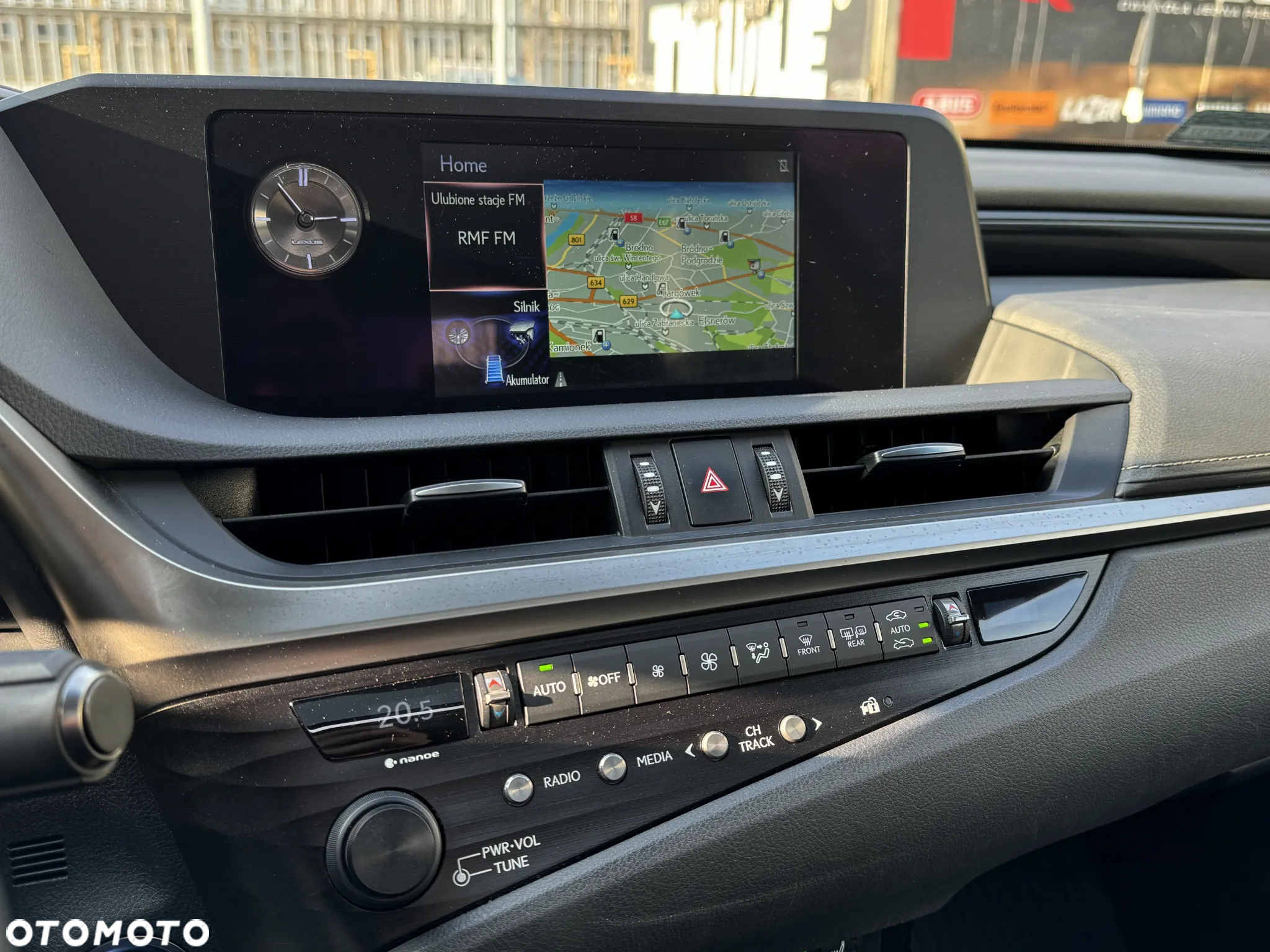 Lexus ES 300h Elegance - 9