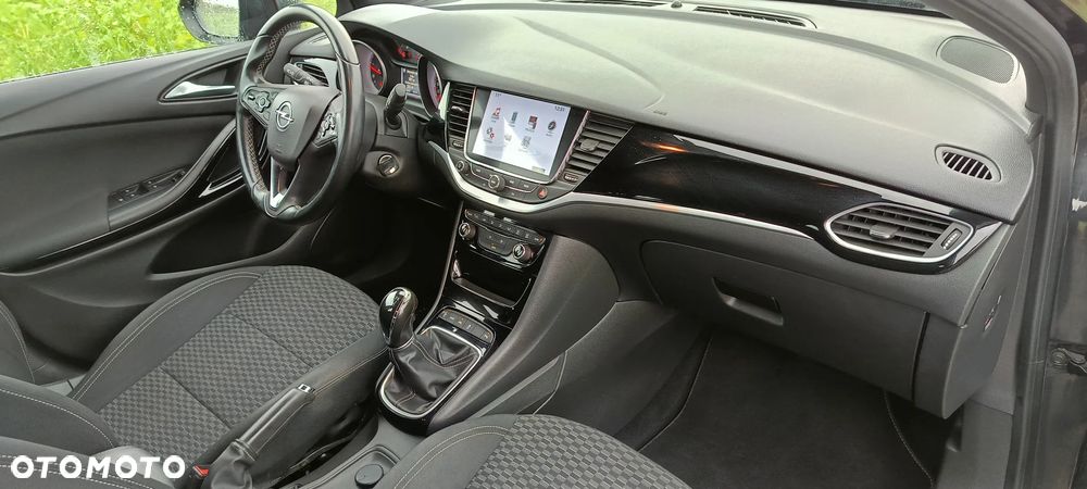 Opel Astra V 1.6 CDTI Dynamic S&S - 10