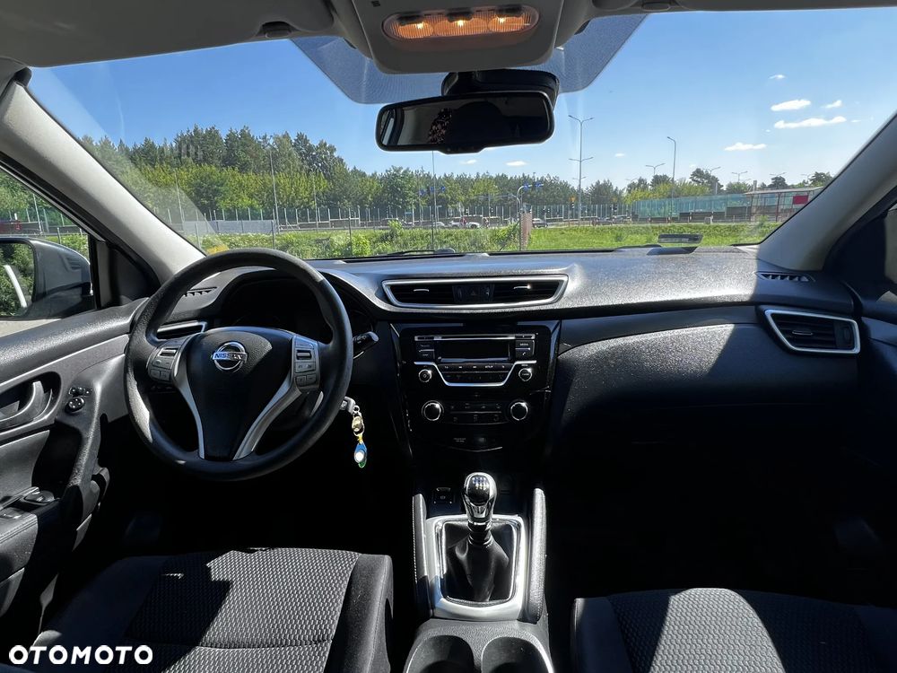 Nissan Qashqai 1.2 DIG-T Visia - 6