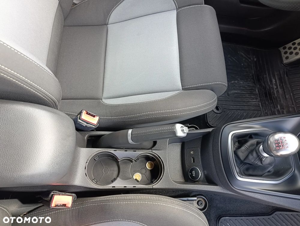 Ford Fiesta 1.6 EcoBoost ST - 23