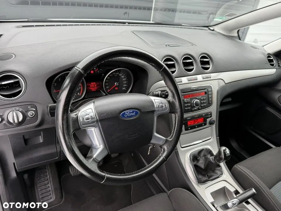 Ford S-Max 2.0 Champions Edition - 18