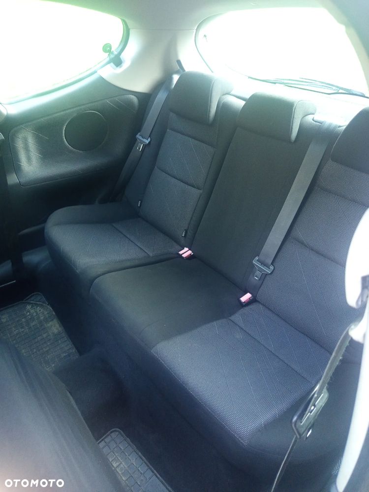 Peugeot 207 1.4 Presence - 10