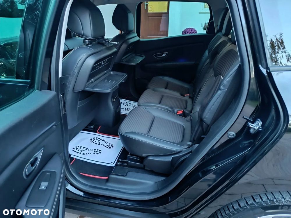 Renault Grand Scenic BLUE dCi 120 BLACK EDITION - 32