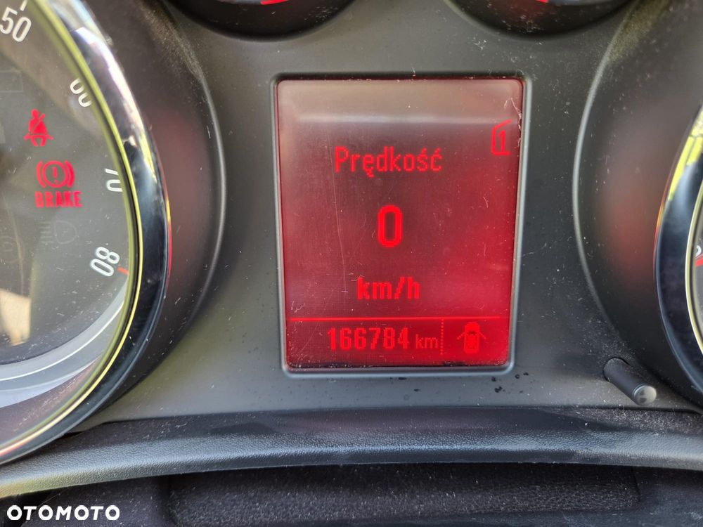 Opel Astra 1.6 T Sport - 14