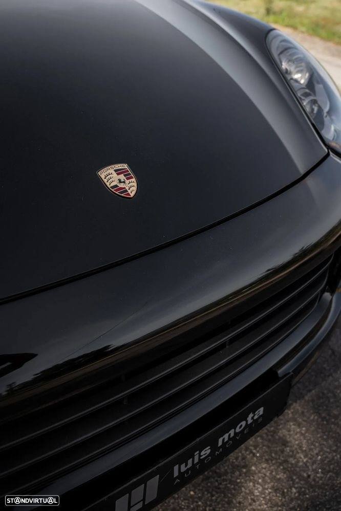 Porsche Cayenne Platinum Edition - 9