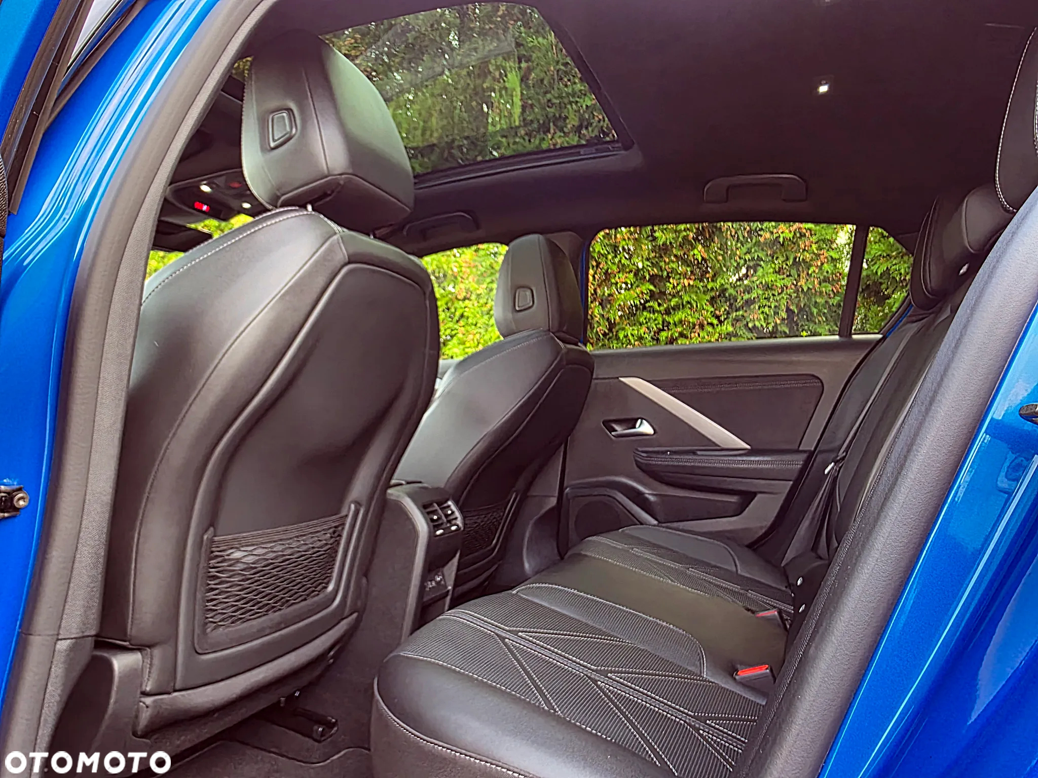 Opel Astra VI 1.6 T Plug-in Hybrid Ultimate - 29
