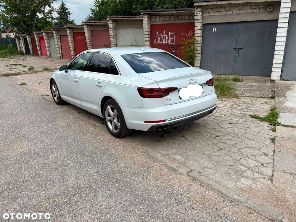 Audi A4 Limousine 2.0 TFSI ultra S tronic design - 6