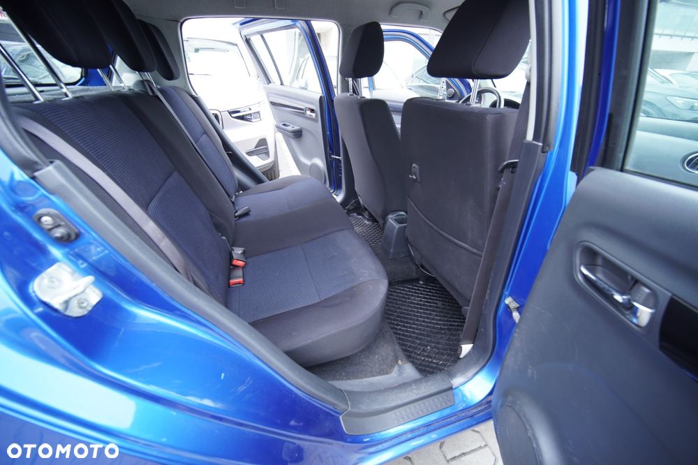 Suzuki Swift - 13