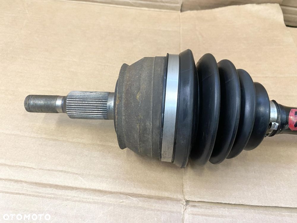 VW TRANSPORTER T6 MULTIVAN CARAVELLE 2.0TDI 16- PÓŁOŚ PRZEDNIA LEWA  KRÓTKA - 2