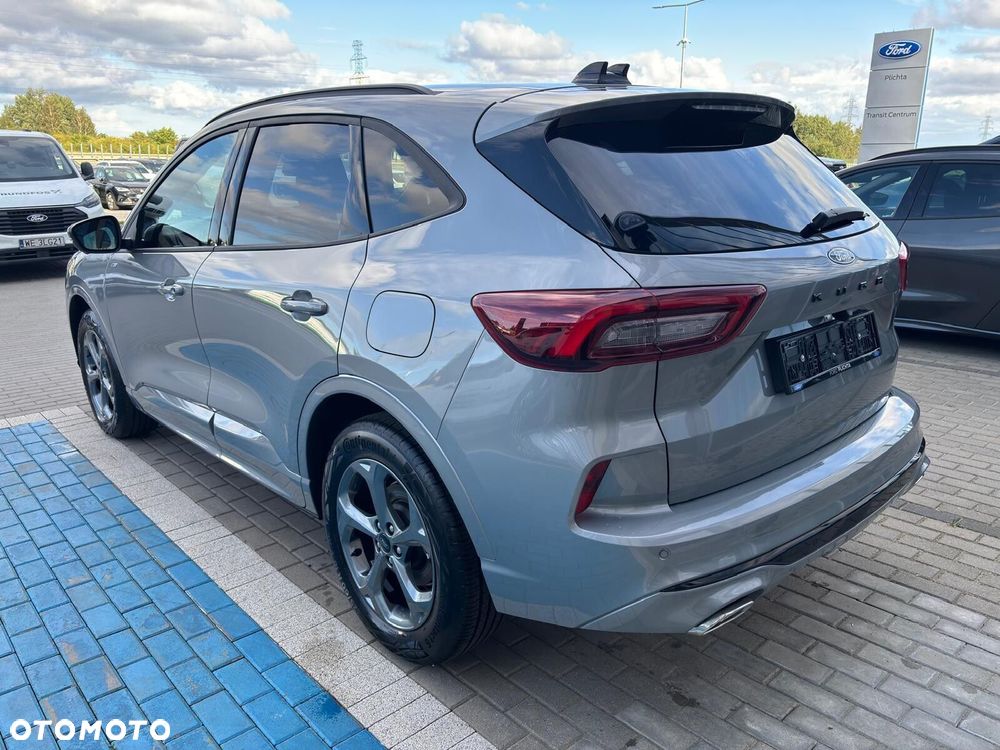 Ford Kuga - 10