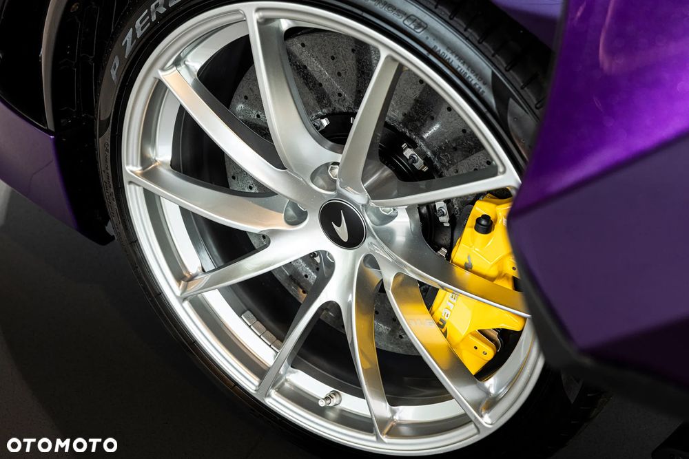 McLaren 720S Coupe - 4