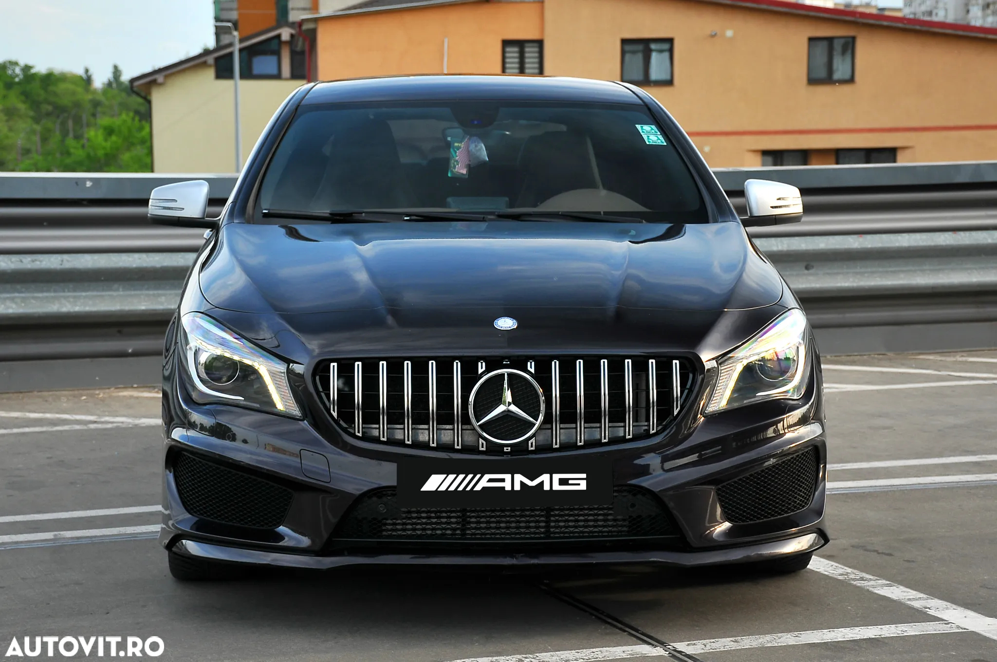 Mercedes-Benz CLA - 9