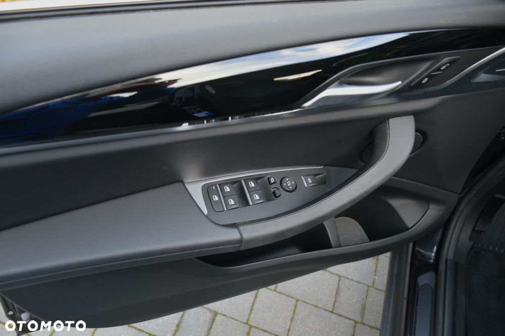 BMW X3 sDrive18d Business Edition sport - 18