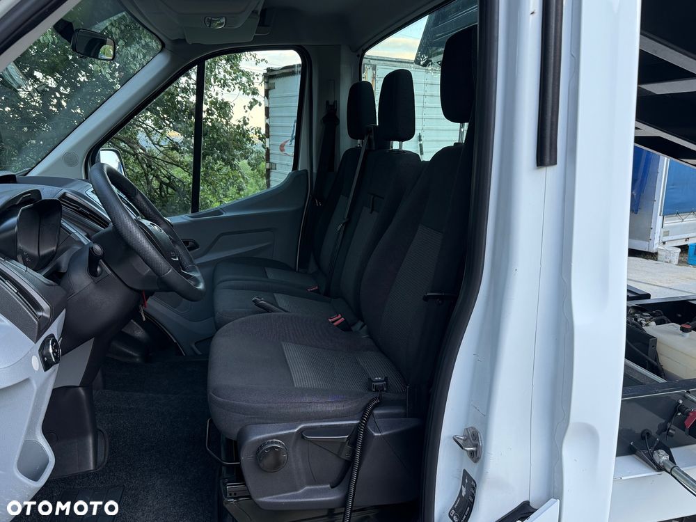 Ford Transit - 30