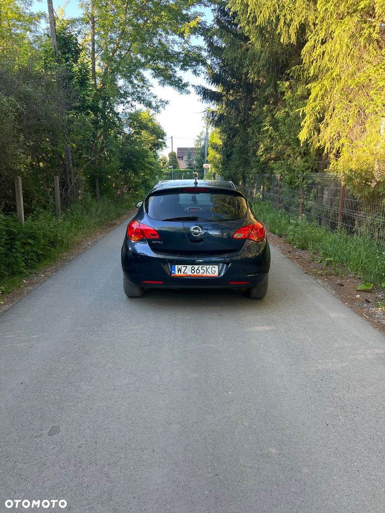 Opel Astra 1.6 - 5