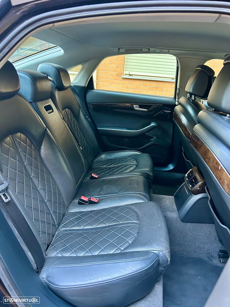 Audi A8 3.0 TDI V6 quattro Exclusive - 8