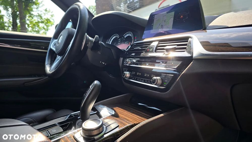 BMW Seria 5 520d MHEV M Sport sport - 20