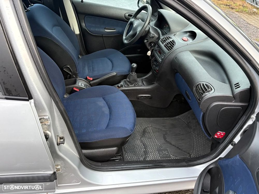Peugeot 206 1.1 Color Line - 2