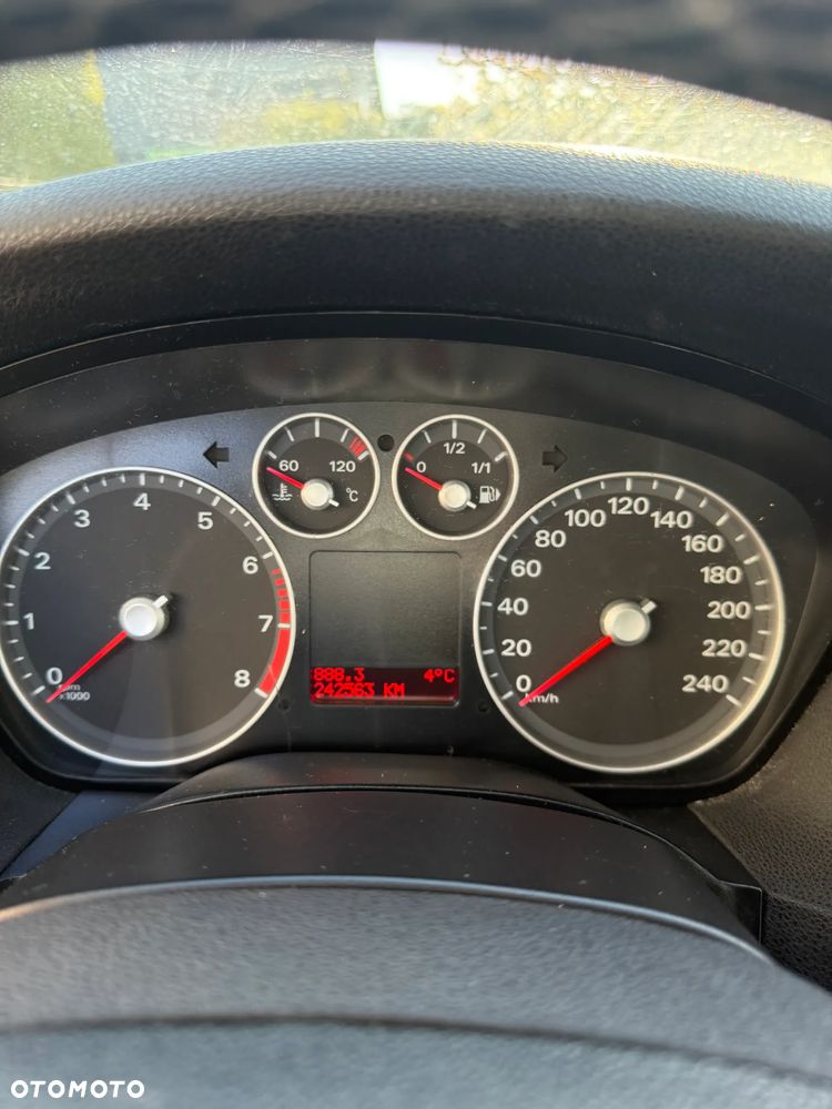 Ford Focus 1.6 Amber X EU5 - 2