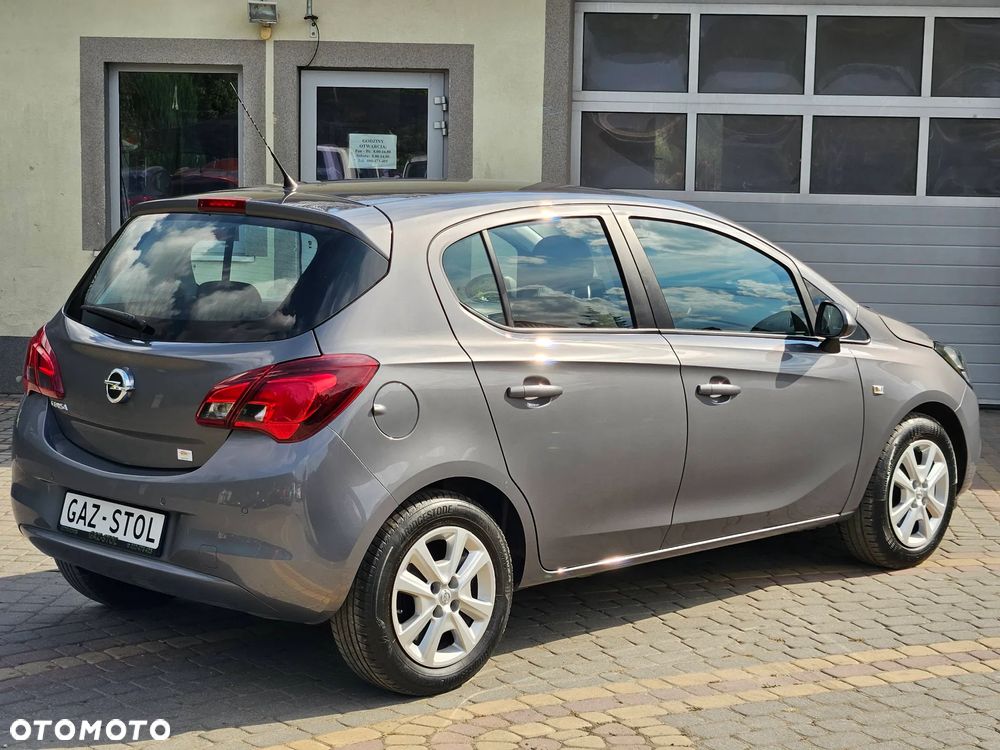 Opel Corsa 1.4 16V Cosmo - 14
