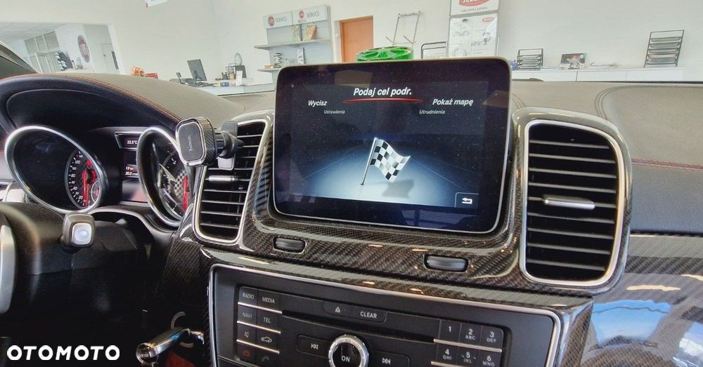 Mercedes-Benz GLE - 23