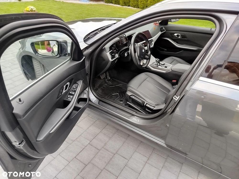 BMW Seria 3 320d MHEV Advantage - 16