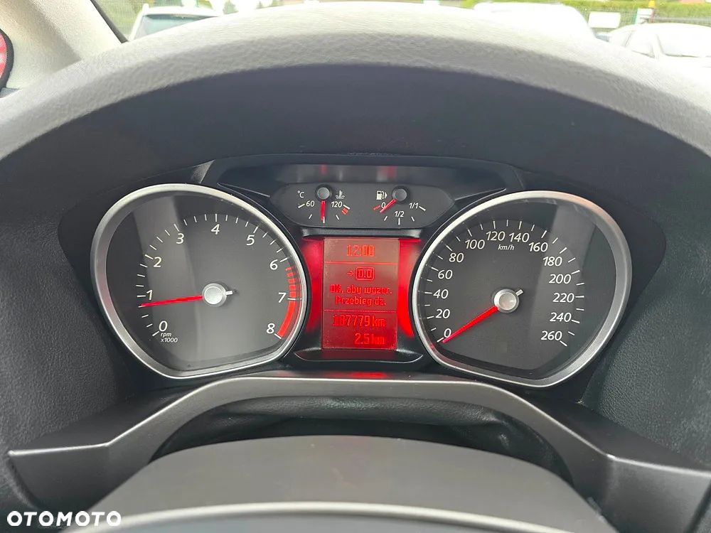 Ford Galaxy 2.0 Trend - 29