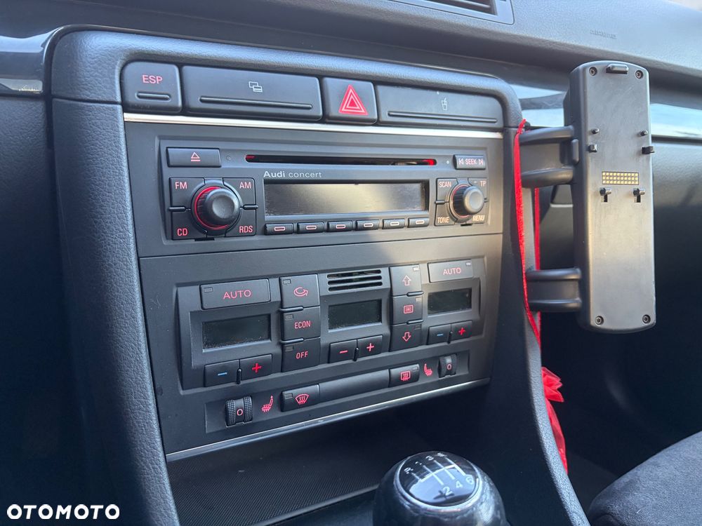 Audi A4 Avant 1.9 TDI Quattro - 25