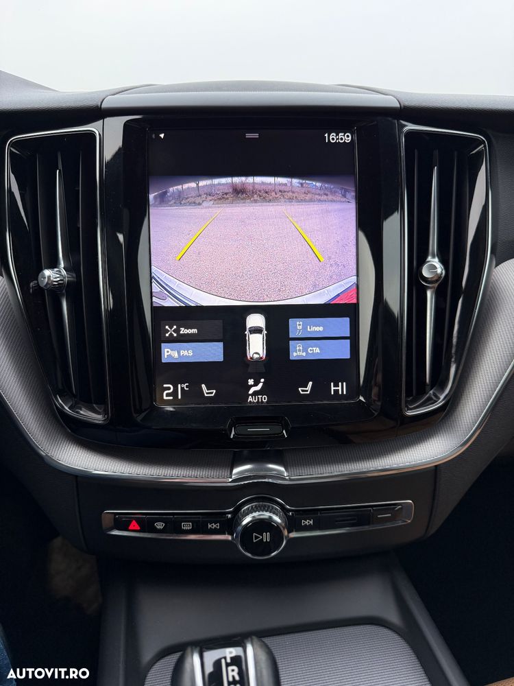 Volvo XC 60 D4 AWD Geartronic Inscription - 12