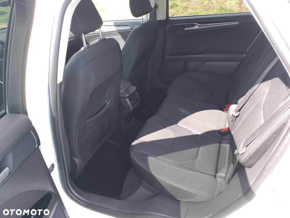 Ford Mondeo - 6